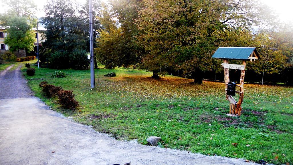 U Dvou Lipek Pod Broumovskymi Stenami 외부 사진